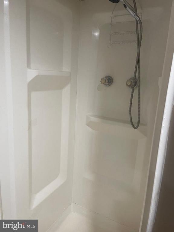 9012 Chestnut Avenue - Photo 2