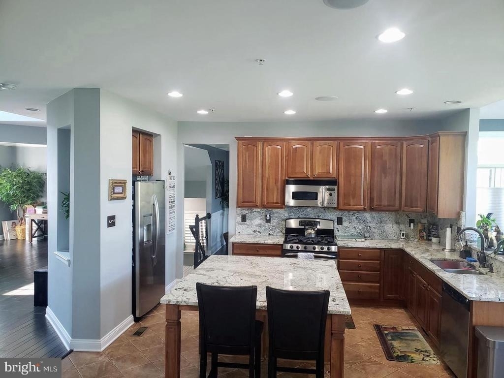 8005 Grayden Lane - Photo 3