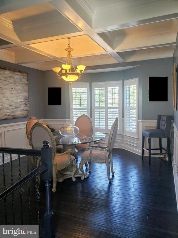 8005 Grayden Lane - Photo 6