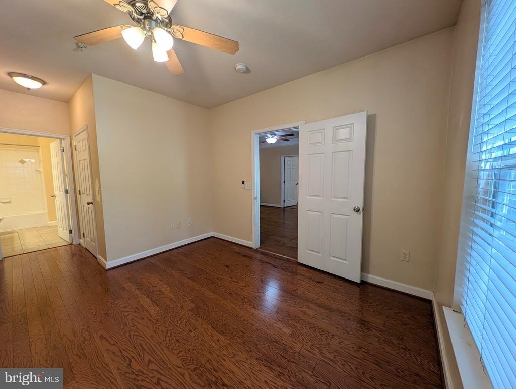 501 Hungerford Drive - Photo 8