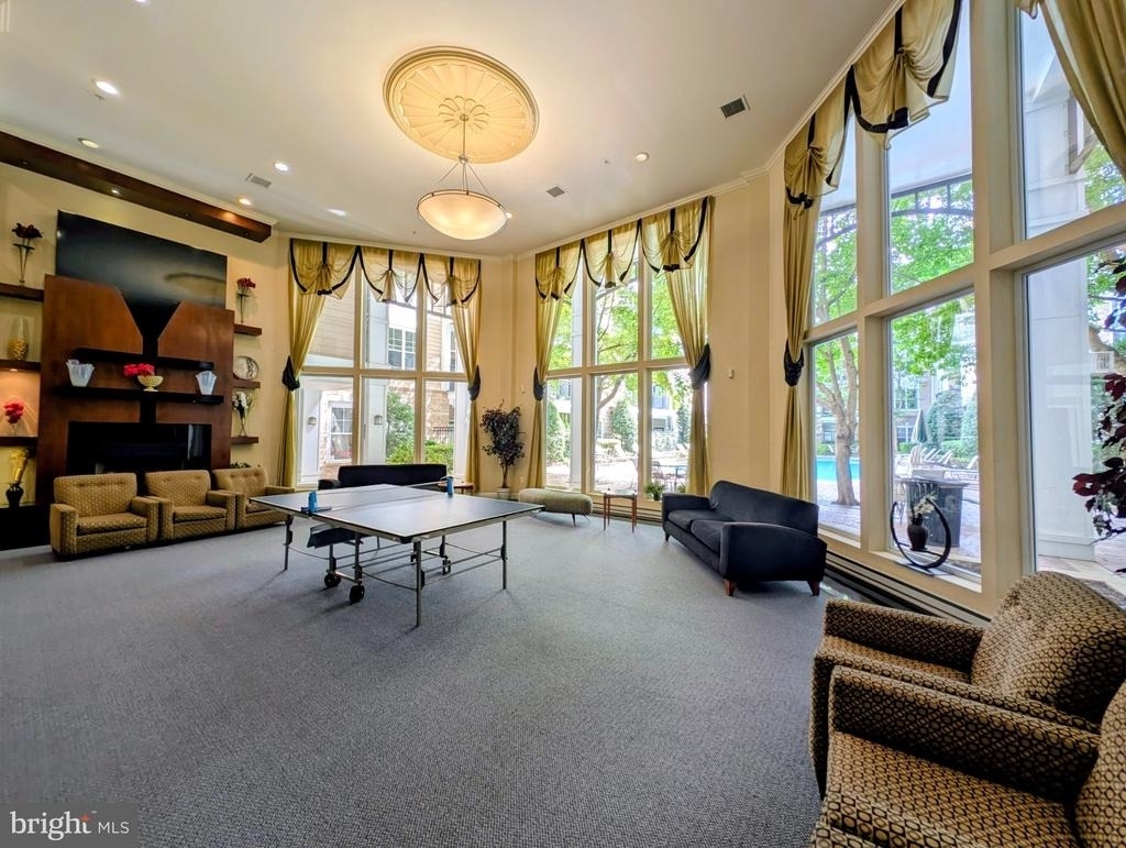 501 Hungerford Drive - Photo 15