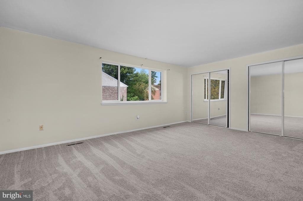 10738 Bridlerein Terrace - Photo 15
