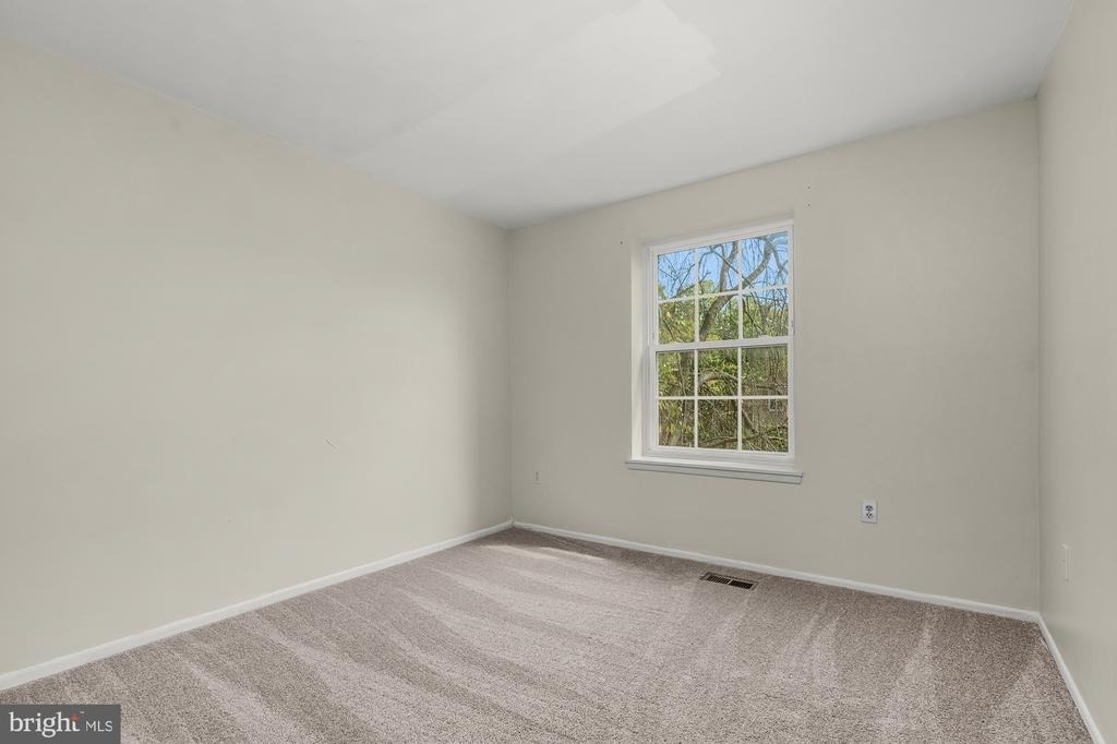 10738 Bridlerein Terrace - Photo 19