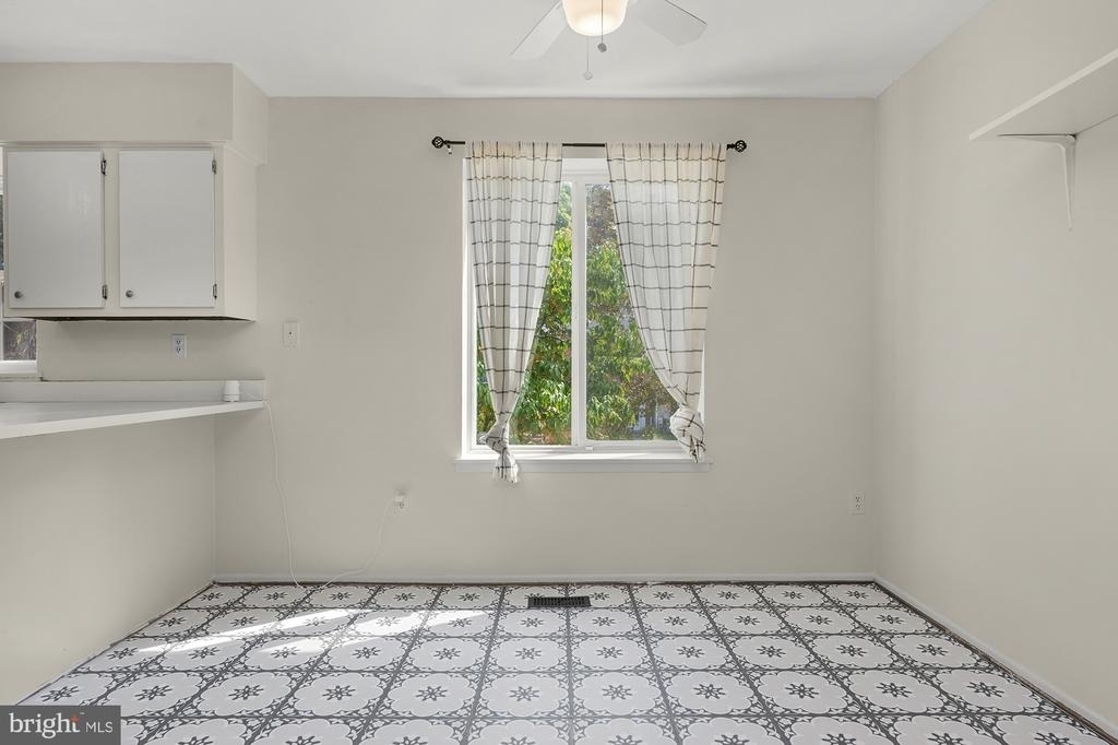 10738 Bridlerein Terrace - Photo 8