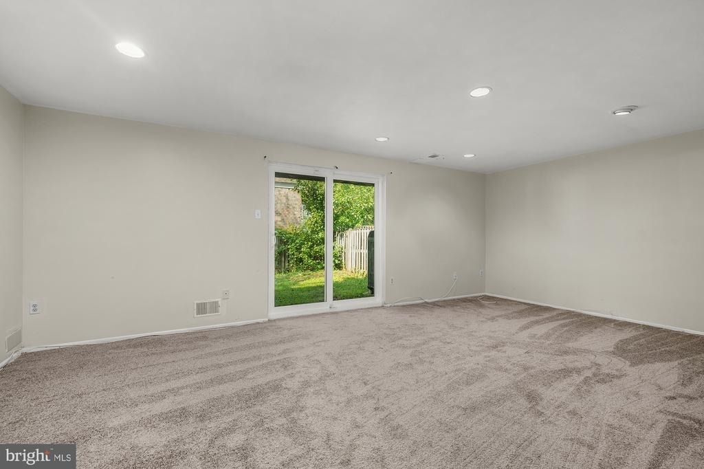 10738 Bridlerein Terrace - Photo 24