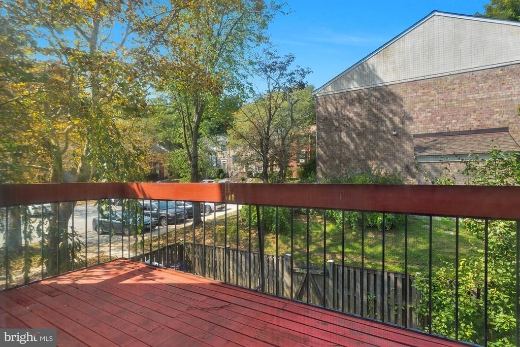 10738 Bridlerein Terrace - Photo 32