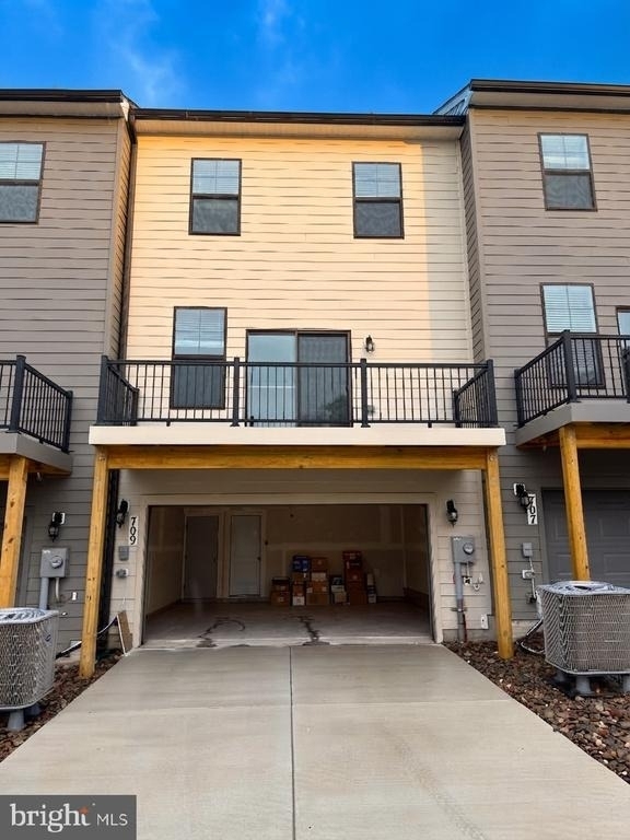 709 Compass Way - Photo 20