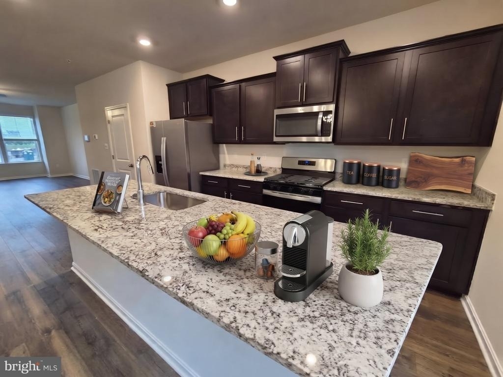 709 Compass Way - Photo 10