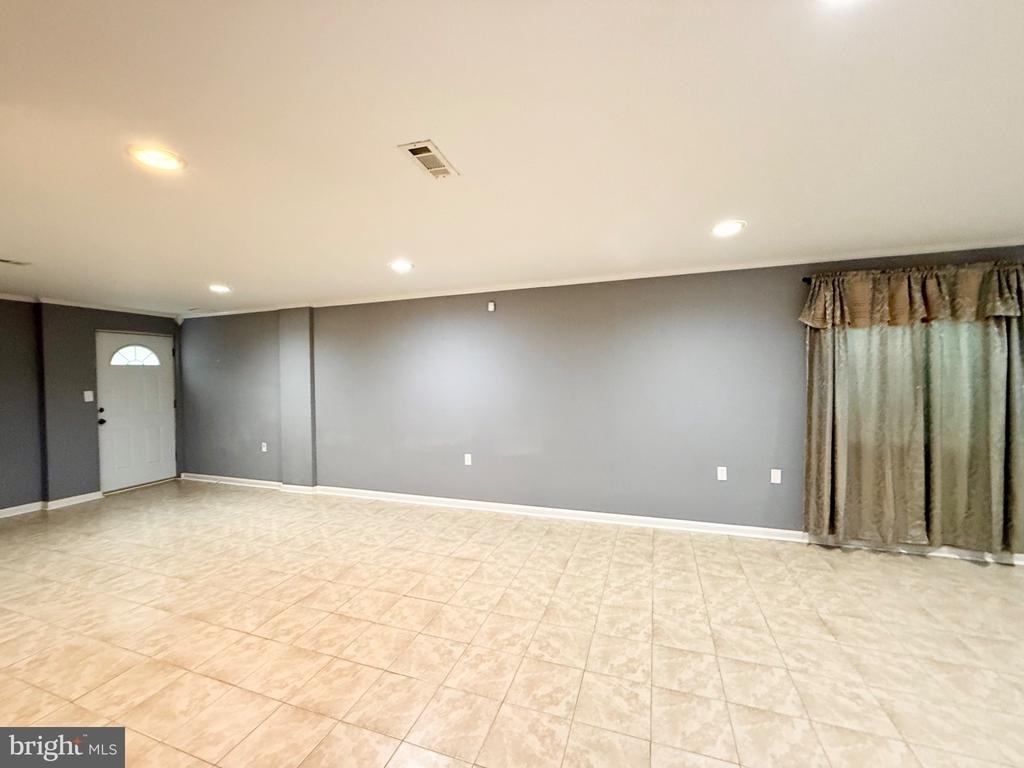 2608 Capital Court - Photo 14