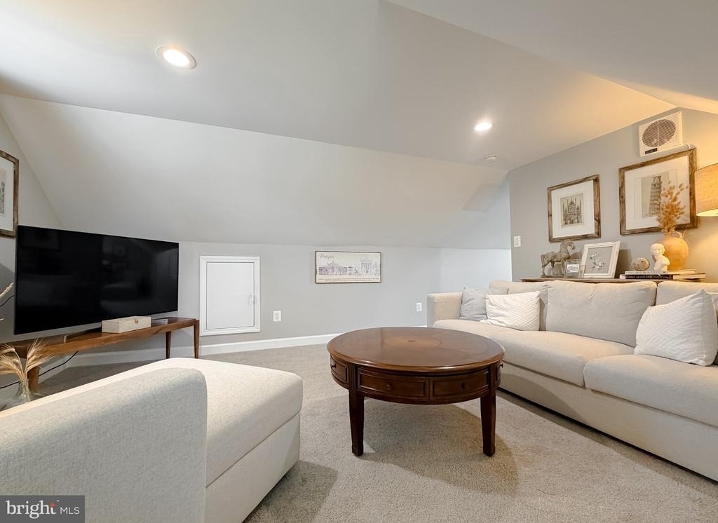 4985 Solomons Island Road - Photo 32