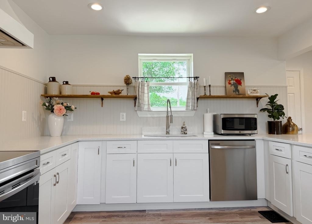 4985 Solomons Island Road - Photo 9