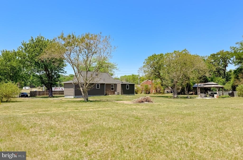 4985 Solomons Island Road - Photo 44