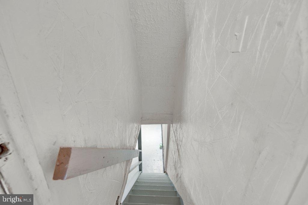 510 S Smallwood Street - Photo 5