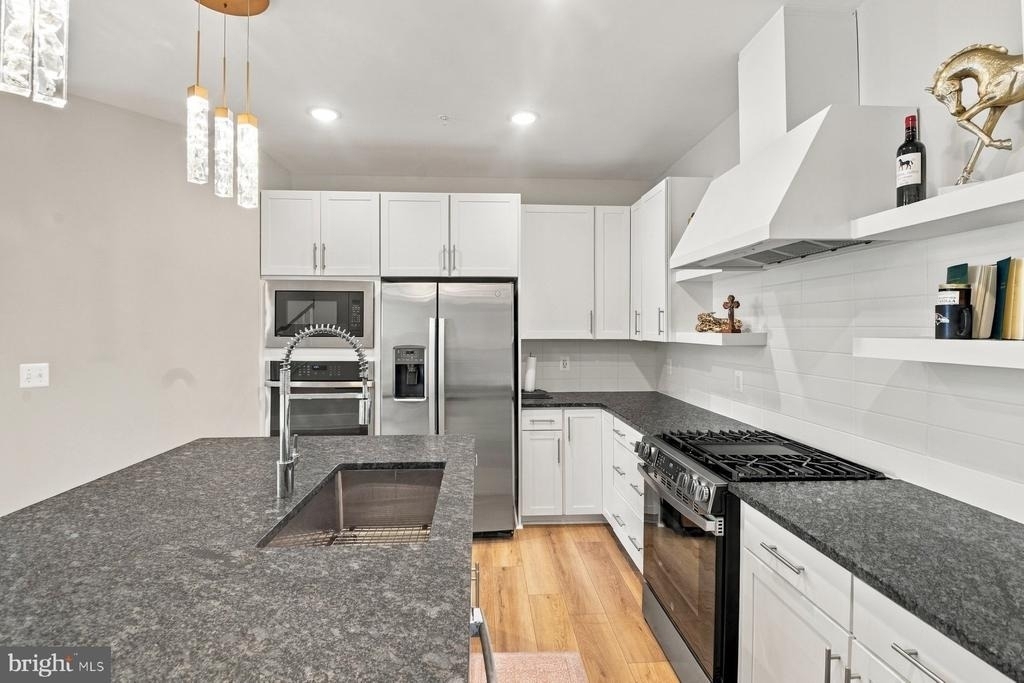 2506 W Peninsula Drive - Photo 9