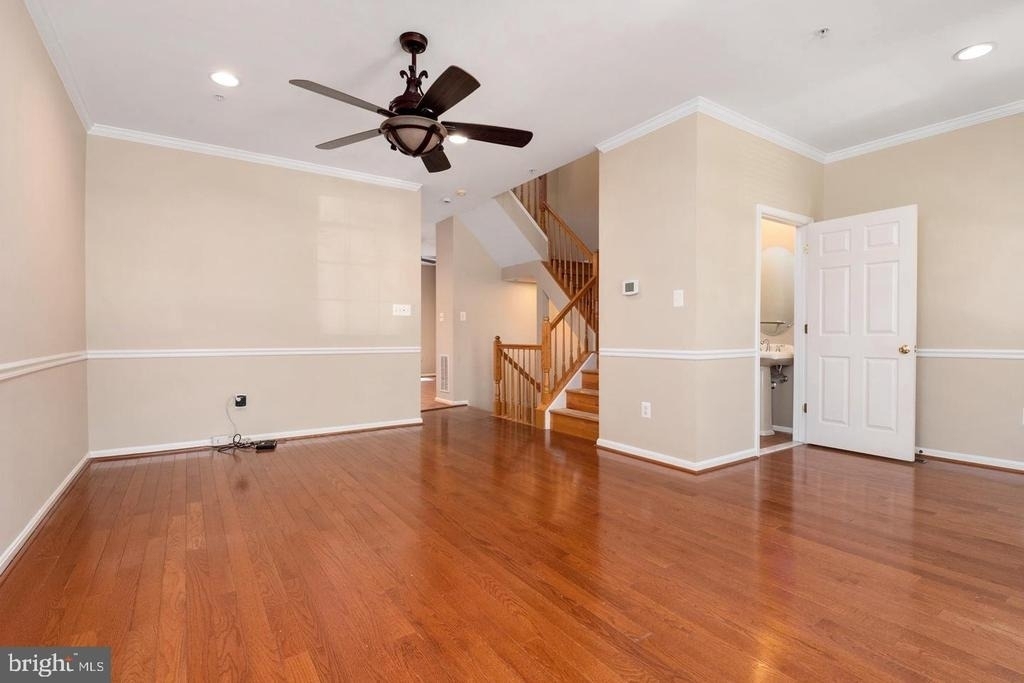2418 Killarney Terrace - Photo 22