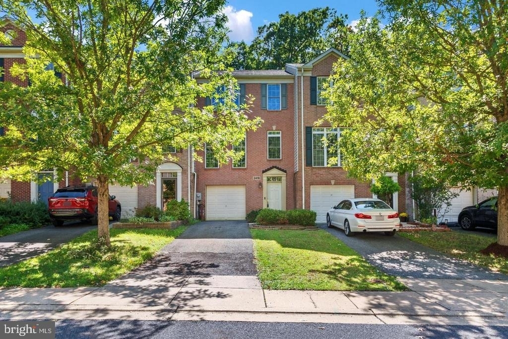 2418 Killarney Terrace - Photo 2