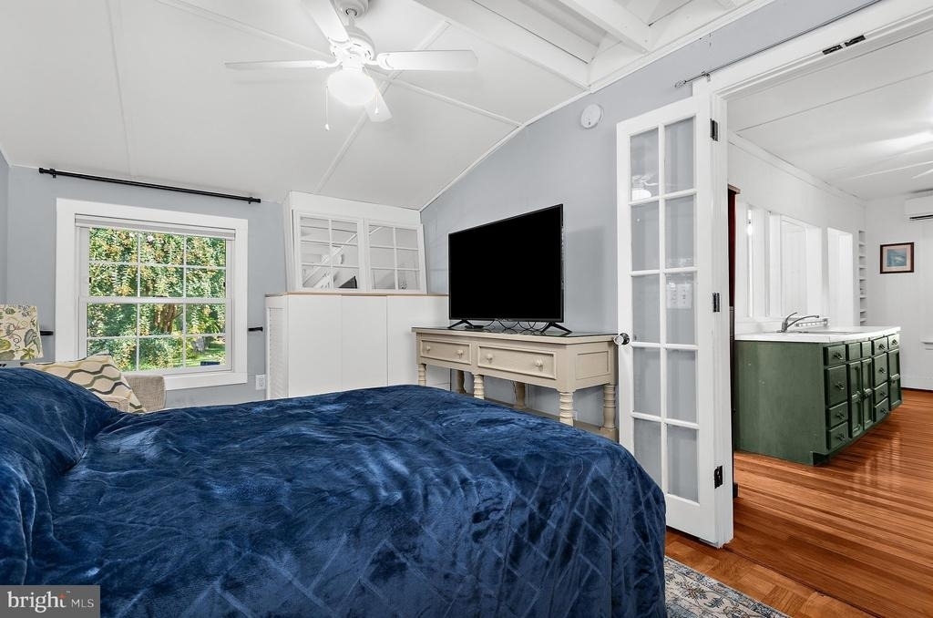 526 James Avenue - Photo 13