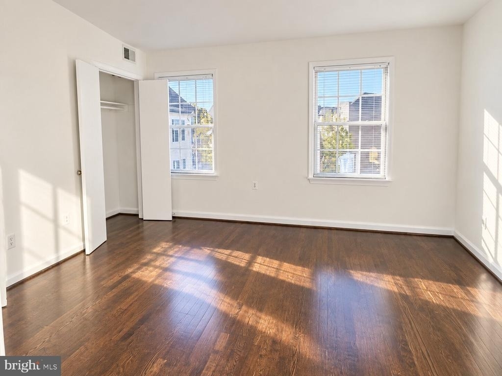 4436 Macarthur Boulevard Nw - Photo 18