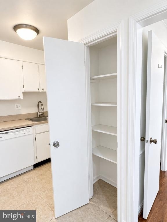 4436 Macarthur Boulevard Nw - Photo 15