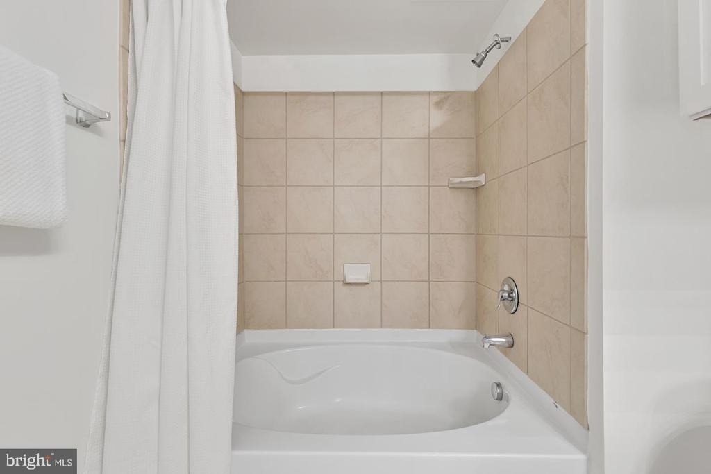 631 D Street Nw - Photo 13