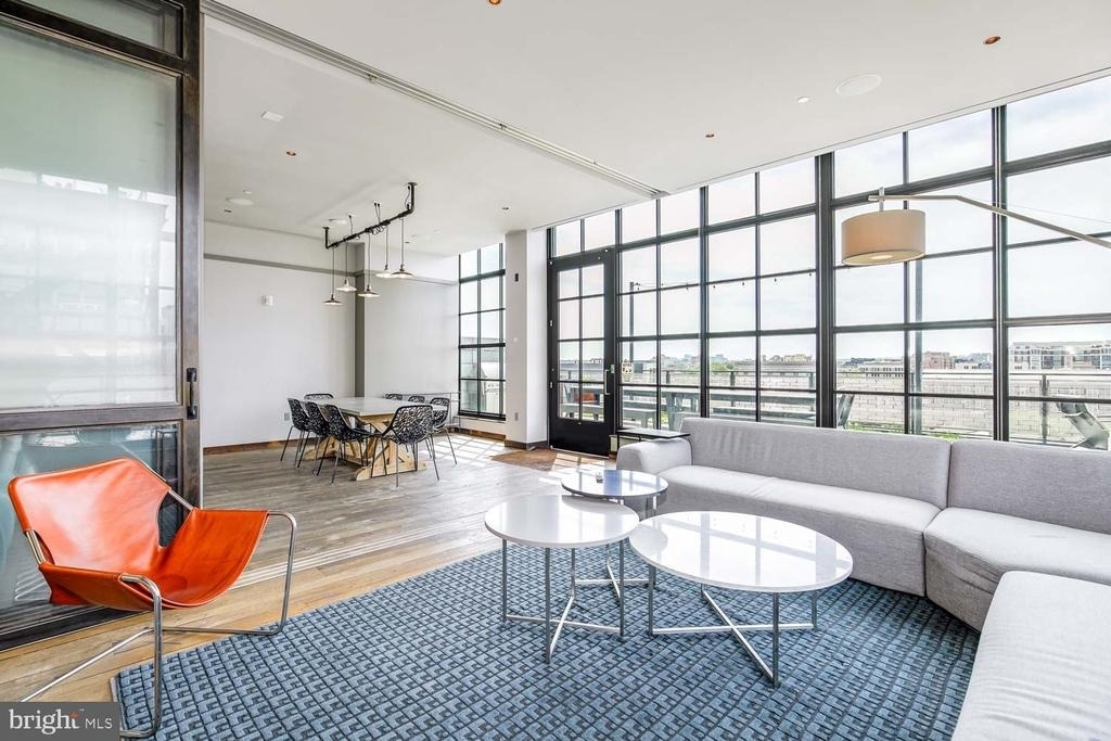 2030 Nw 8th Street Nw - Photo 17