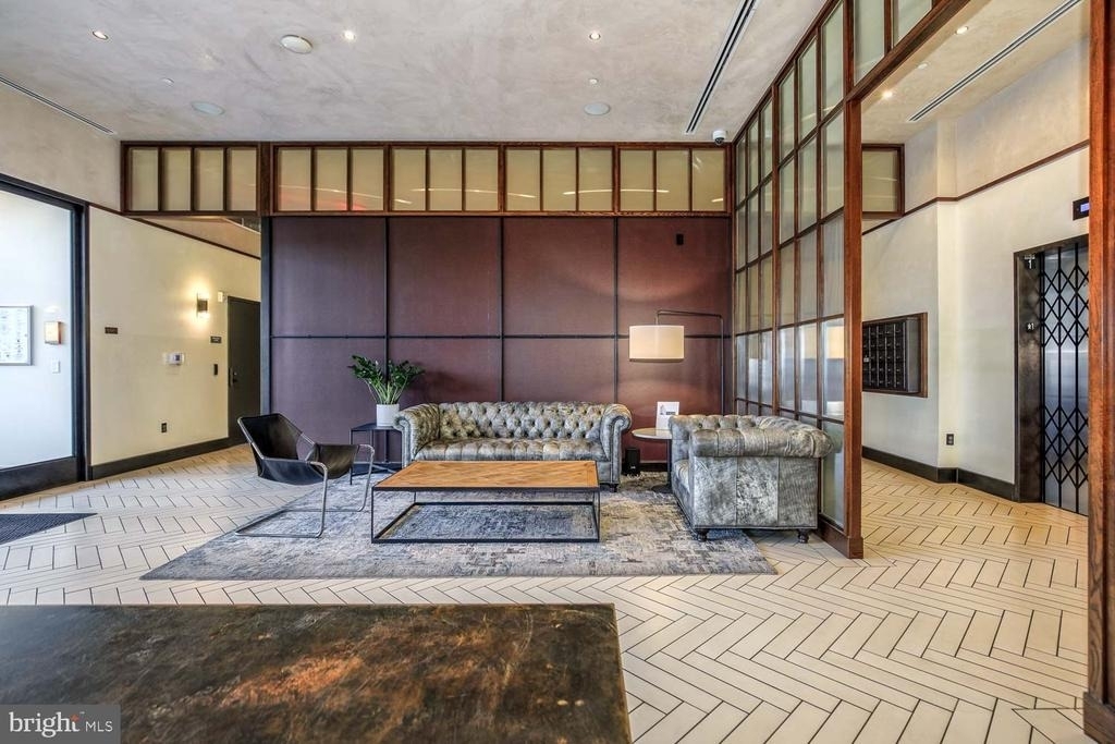 2030 Nw 8th Street Nw - Photo 4