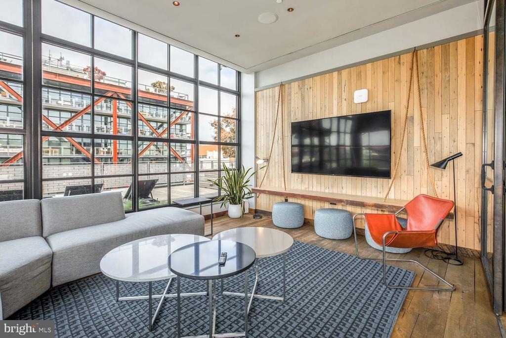 2030 Nw 8th Street Nw - Photo 12