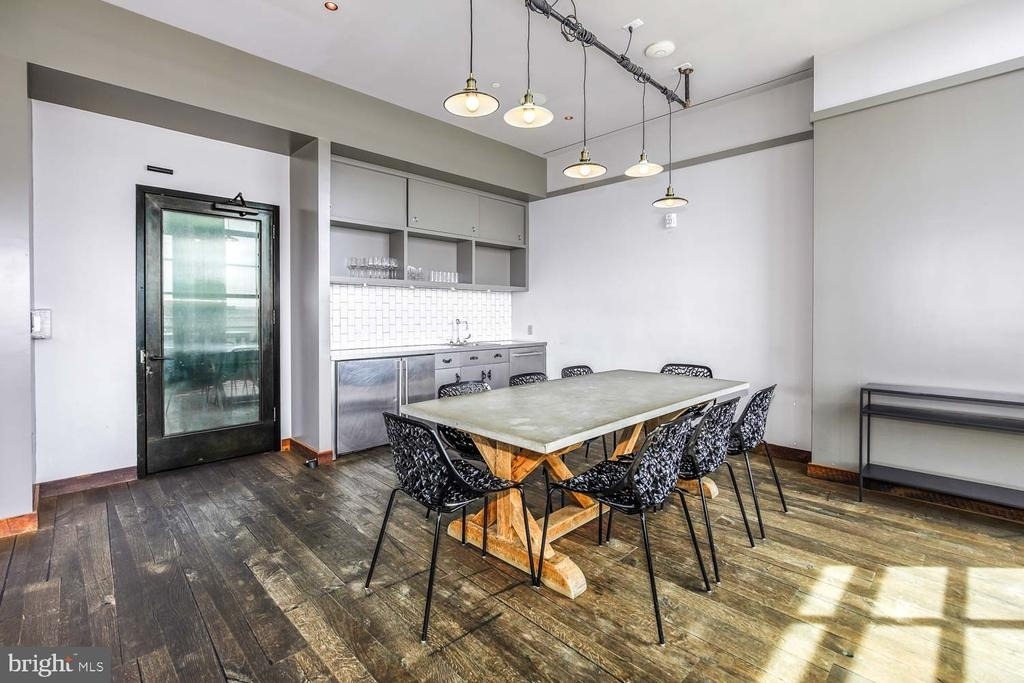 2030 Nw 8th Street Nw - Photo 13
