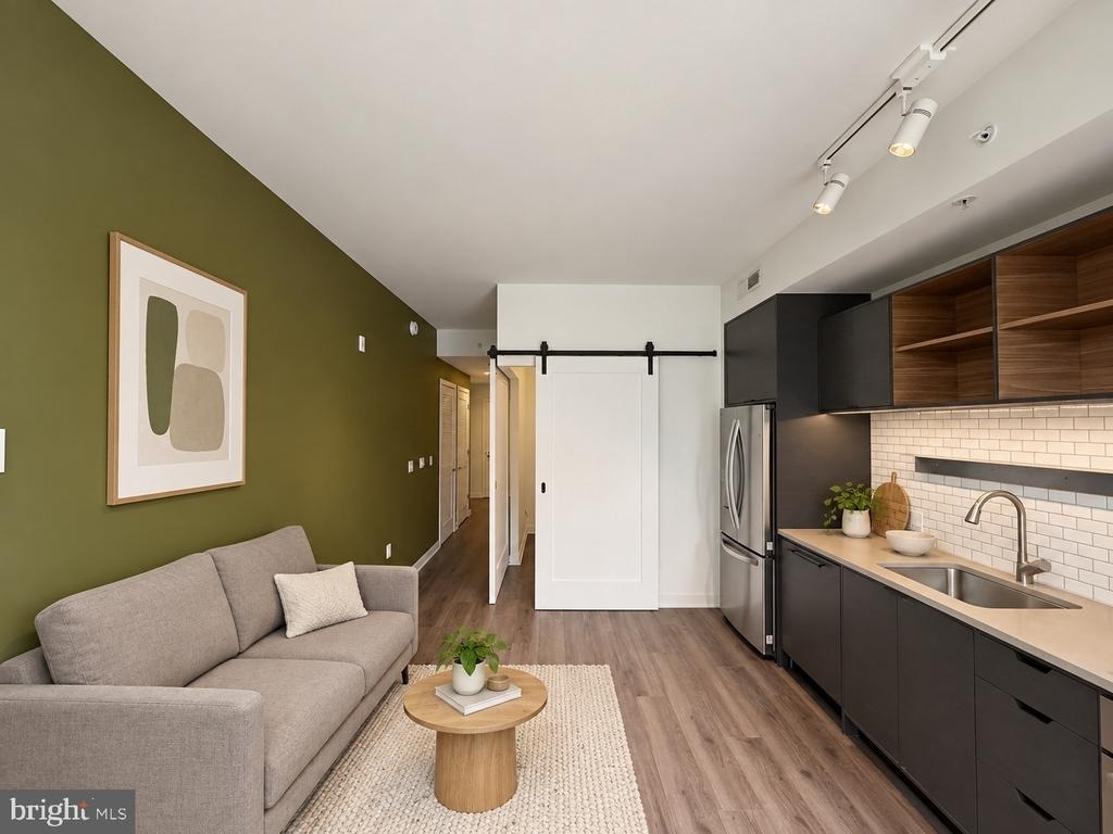 2030 Nw 8th Street Nw - Photo 5