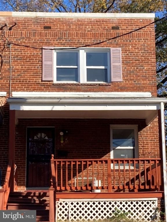 3326 10th Place Se - Photo 1