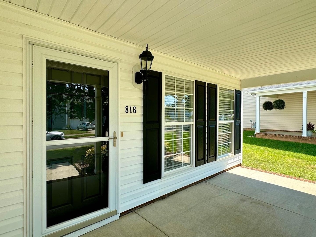 816 Vonkramer Court - Photo 2