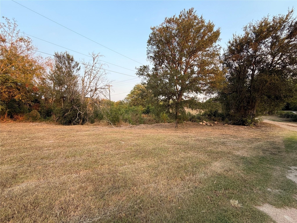 206 Shiloh Rd - Photo 1