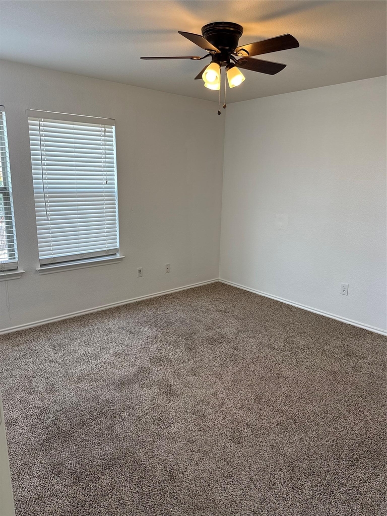 2114 Cottontail Dr - Photo 15