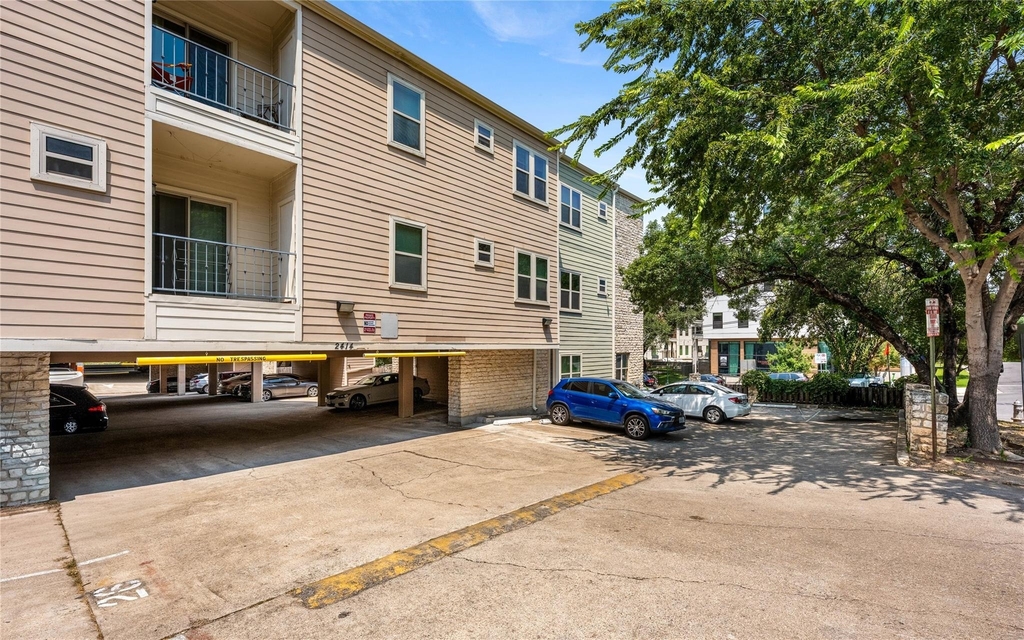 2414 Longview St - Photo 1