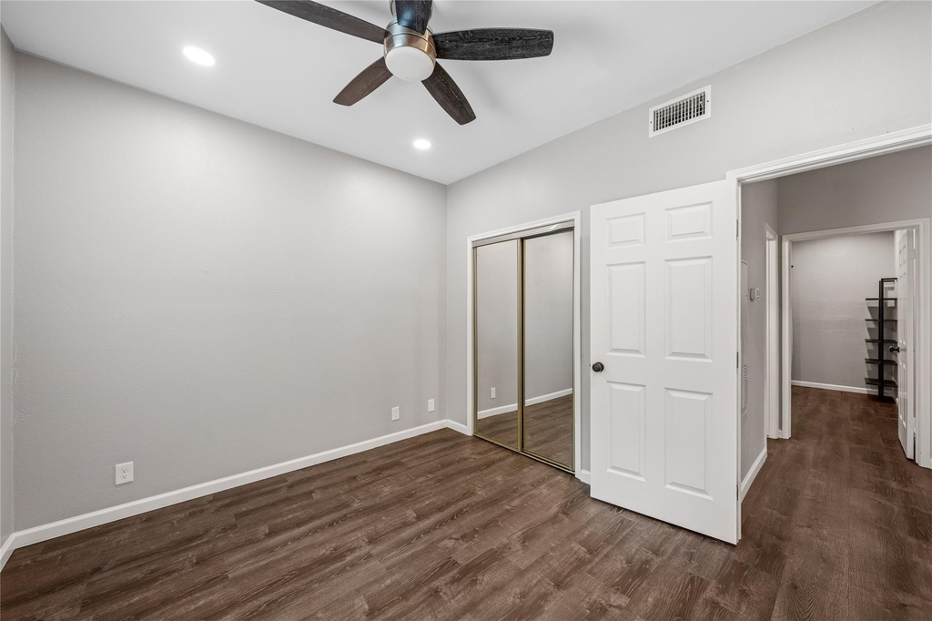 2414 Longview St - Photo 20