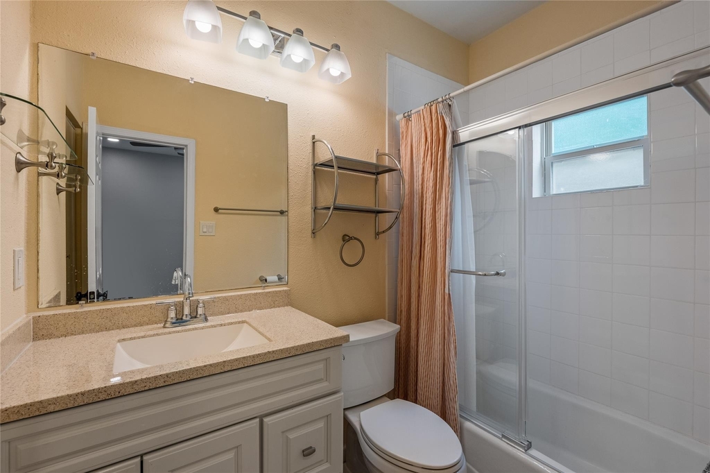 2414 Longview St - Photo 19
