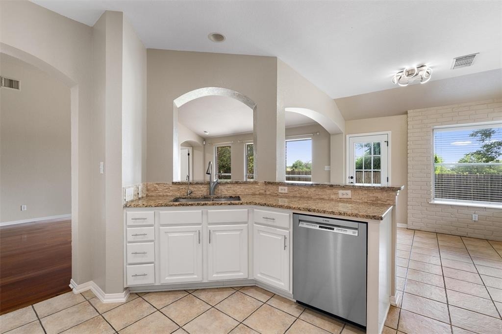 725 Botany Bay Cir - Photo 5