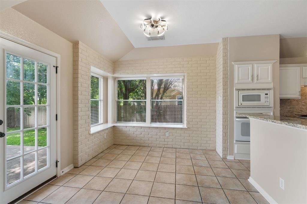 725 Botany Bay Cir - Photo 7
