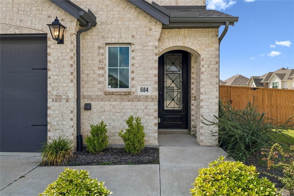 684 Billowing Way - Photo 2