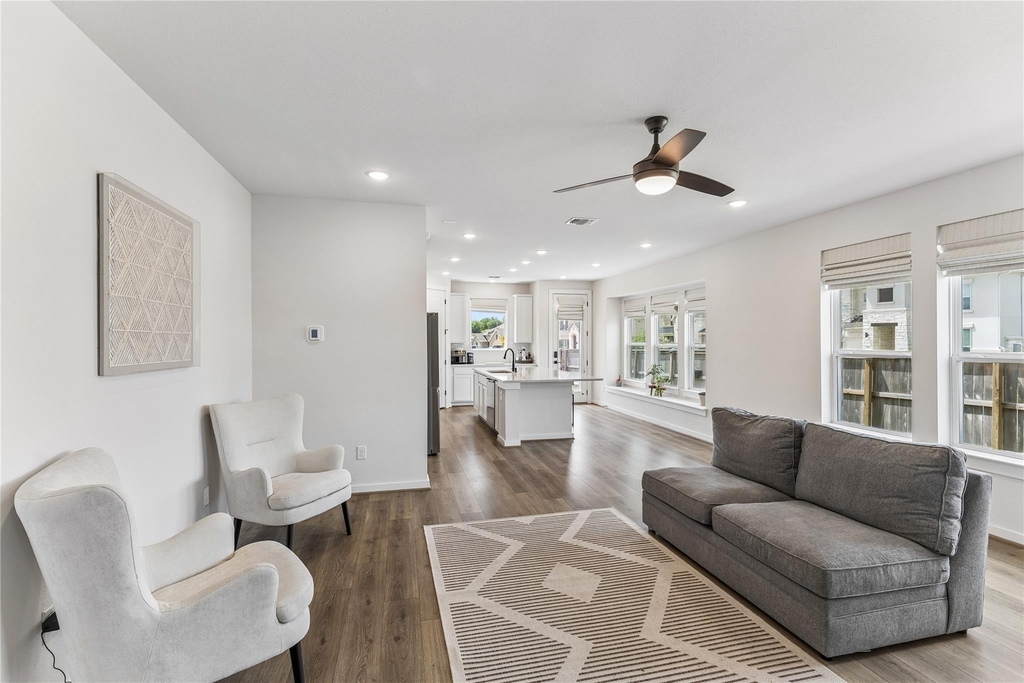 684 Billowing Way - Photo 10