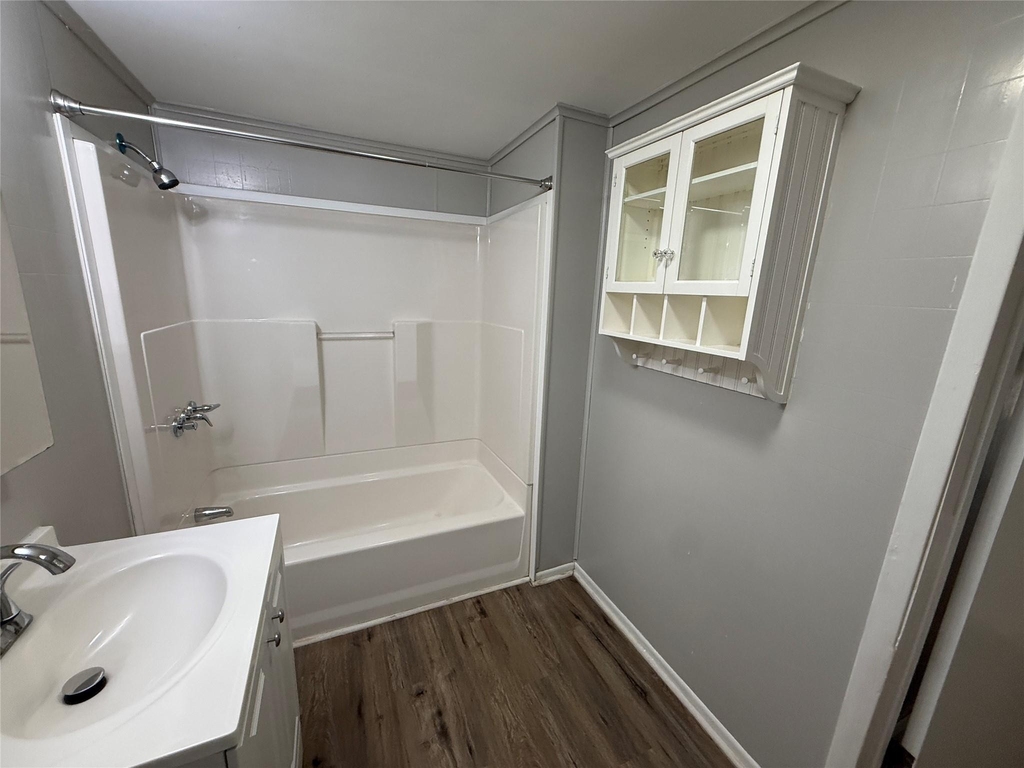 607 N Main St - Photo 7