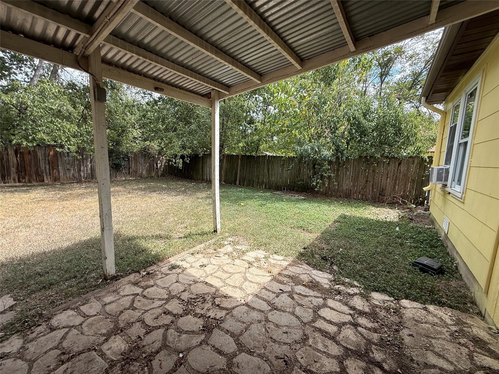 607 N Main St - Photo 9