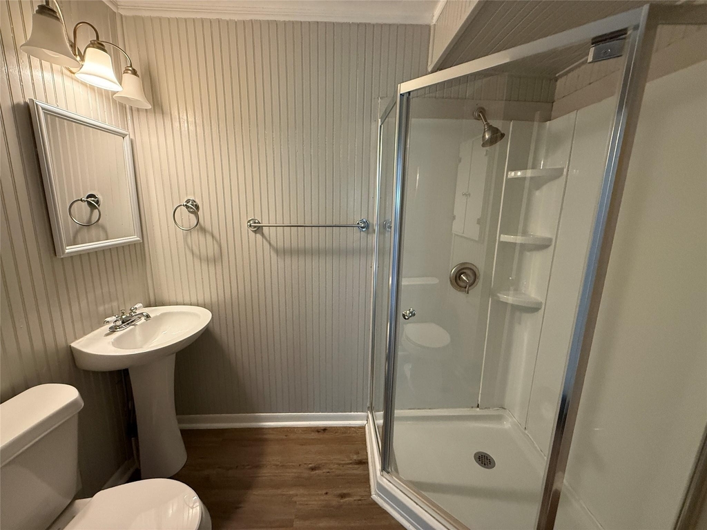607 N Main St - Photo 3