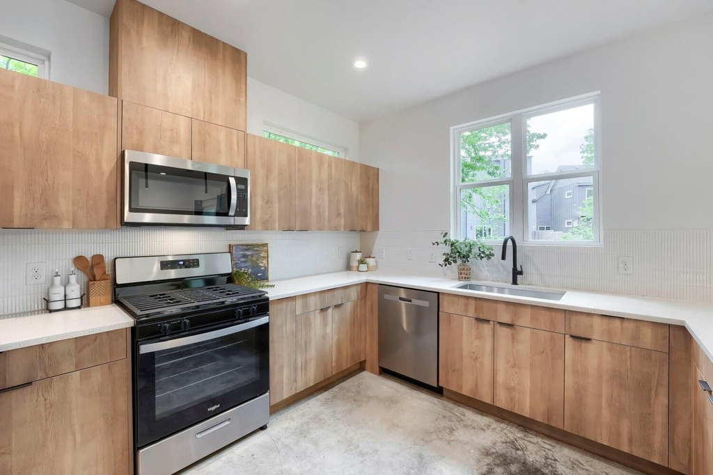 4805 Sara Dr - Photo 12