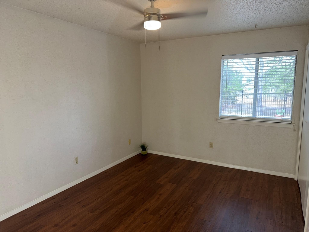 7708 Brodie Ln - Photo 23