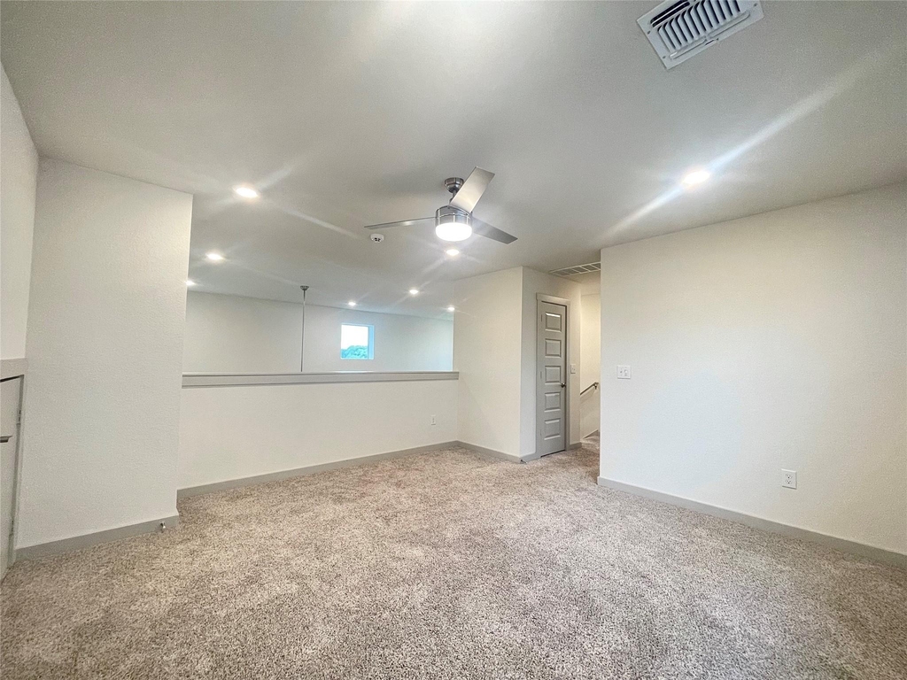 1917 Daleside Ln - Photo 10