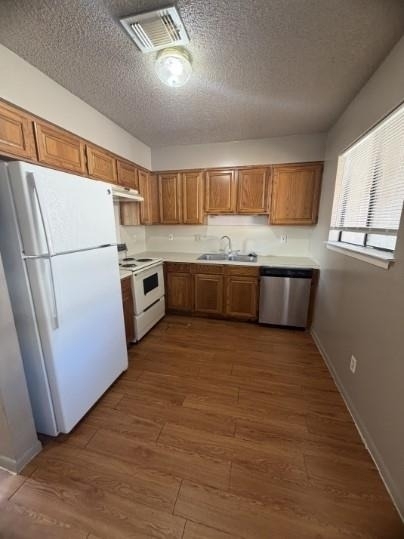 139 Elm Dr - Photo 1