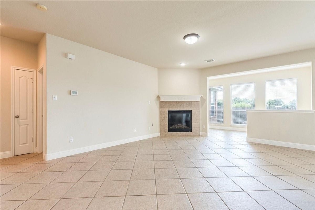 3831 Aqua Ln - Photo 6