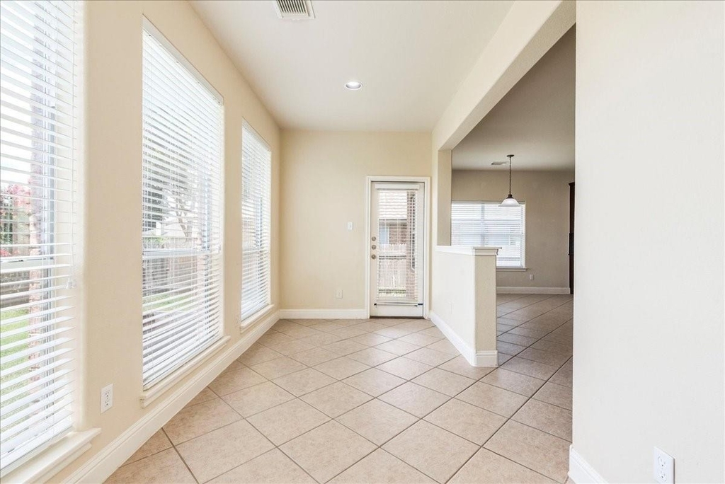3831 Aqua Ln - Photo 17