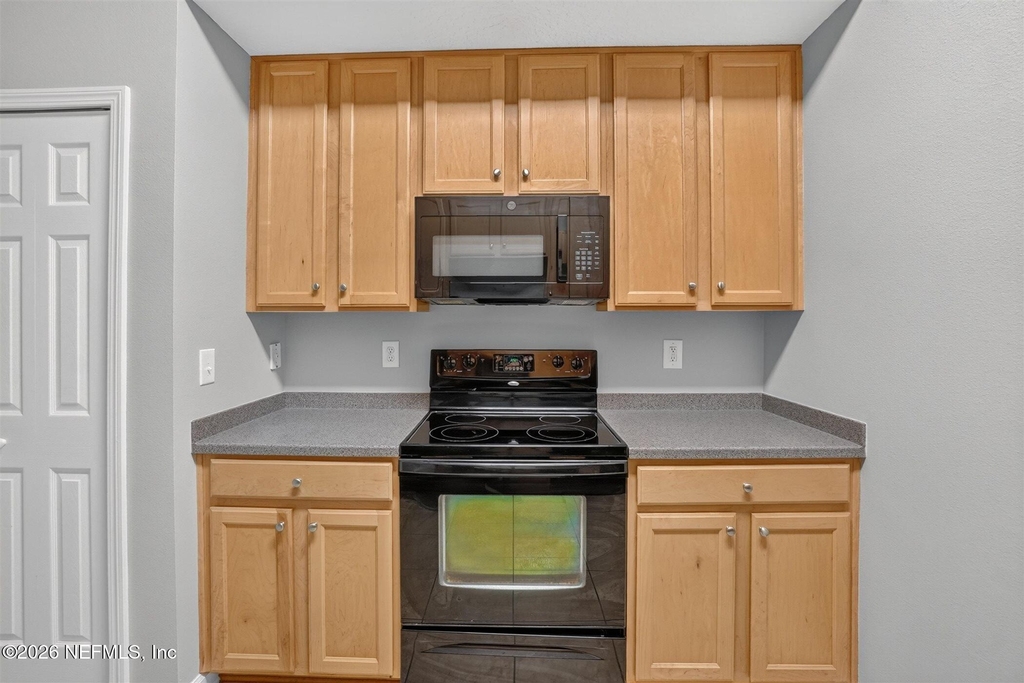 13241 Mendenhall Place - Photo 19